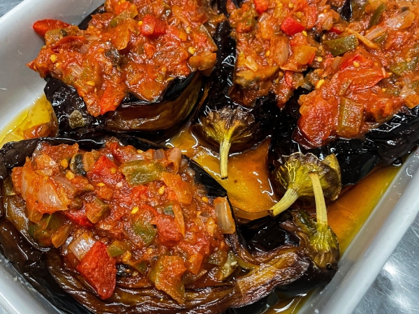   Imam Bayildi served at Café Istanbul in Manchester 